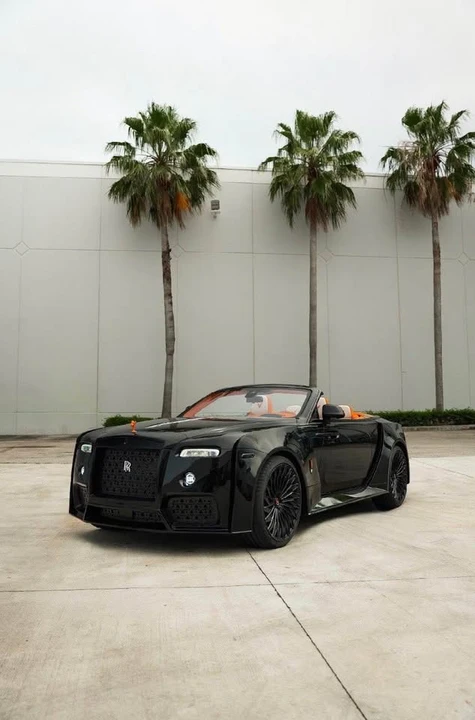 2017 Rolls-Royce Dawn - Image 2 of 7