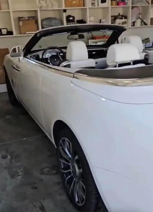 2017 Rolls-Royce Dawn - Image 5 of 13