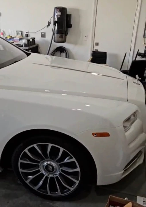 2017 Rolls-Royce Dawn - Image 10 of 12