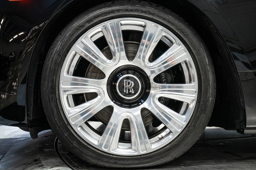 2017 Rolls-Royce Dawn - Image 11 of 21