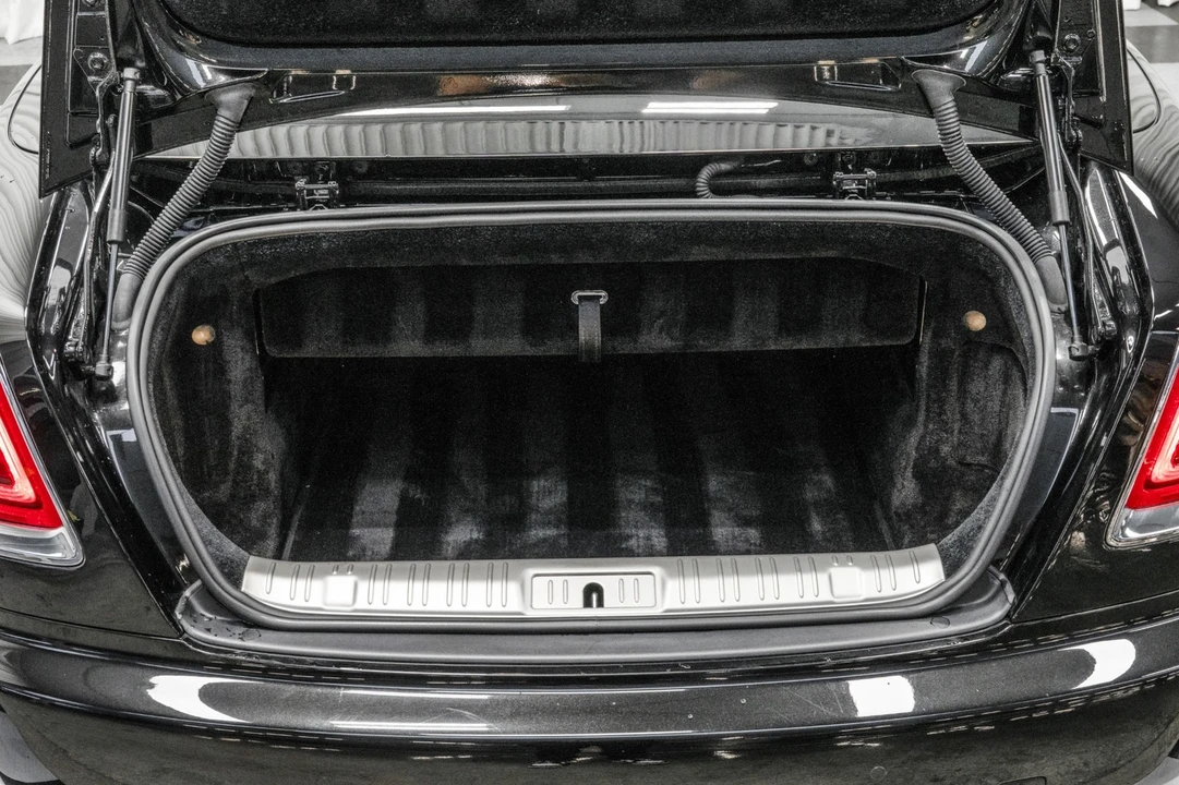 2017 Rolls-Royce Dawn - Image 17 of 21