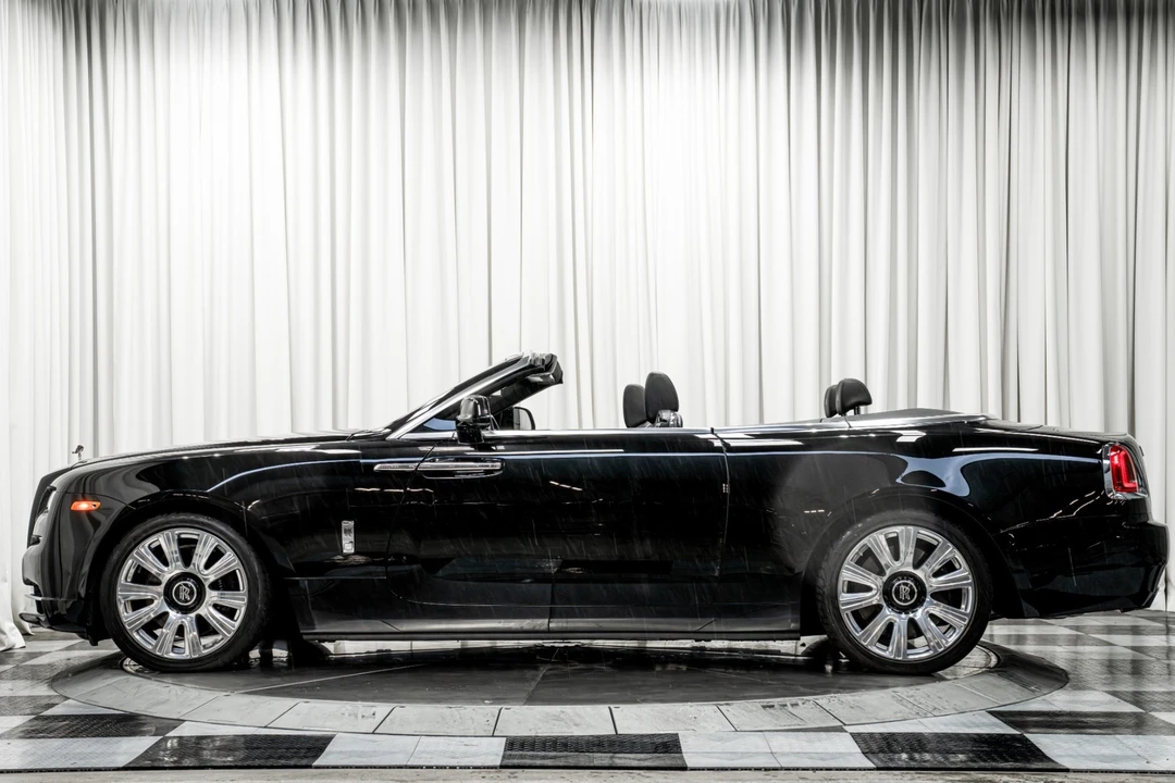 2017 Rolls-Royce Dawn - Image 7 of 21