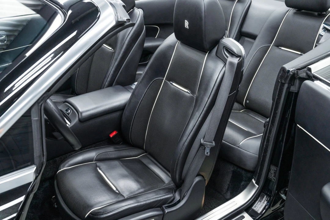 2017 Rolls-Royce Dawn - Image 20 of 21