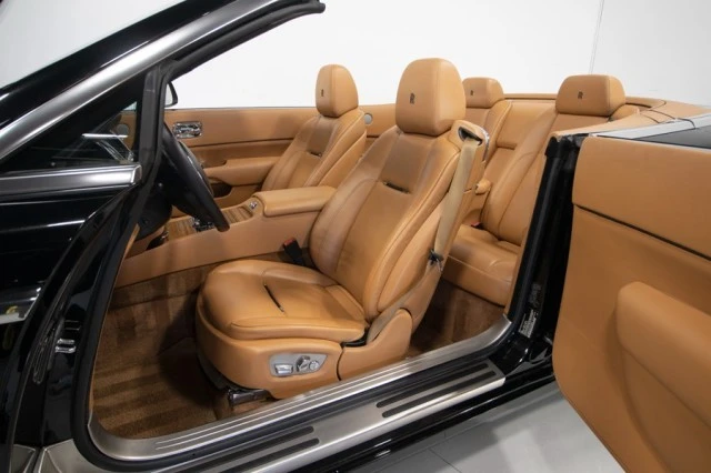 2017 Rolls-Royce Dawn - Image 3 of 21
