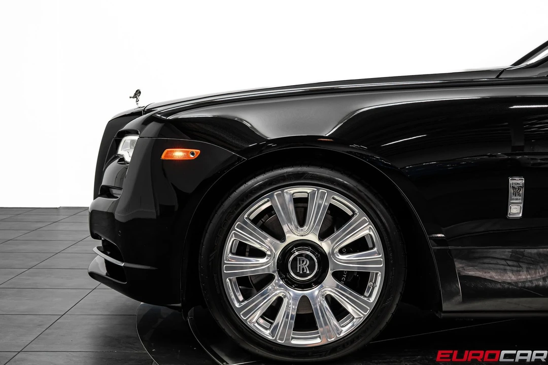 2017 Rolls-Royce Dawn - Image 16 of 31