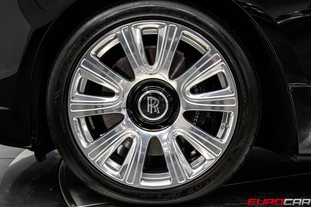 2017 Rolls-Royce Dawn - Image 22 of 31