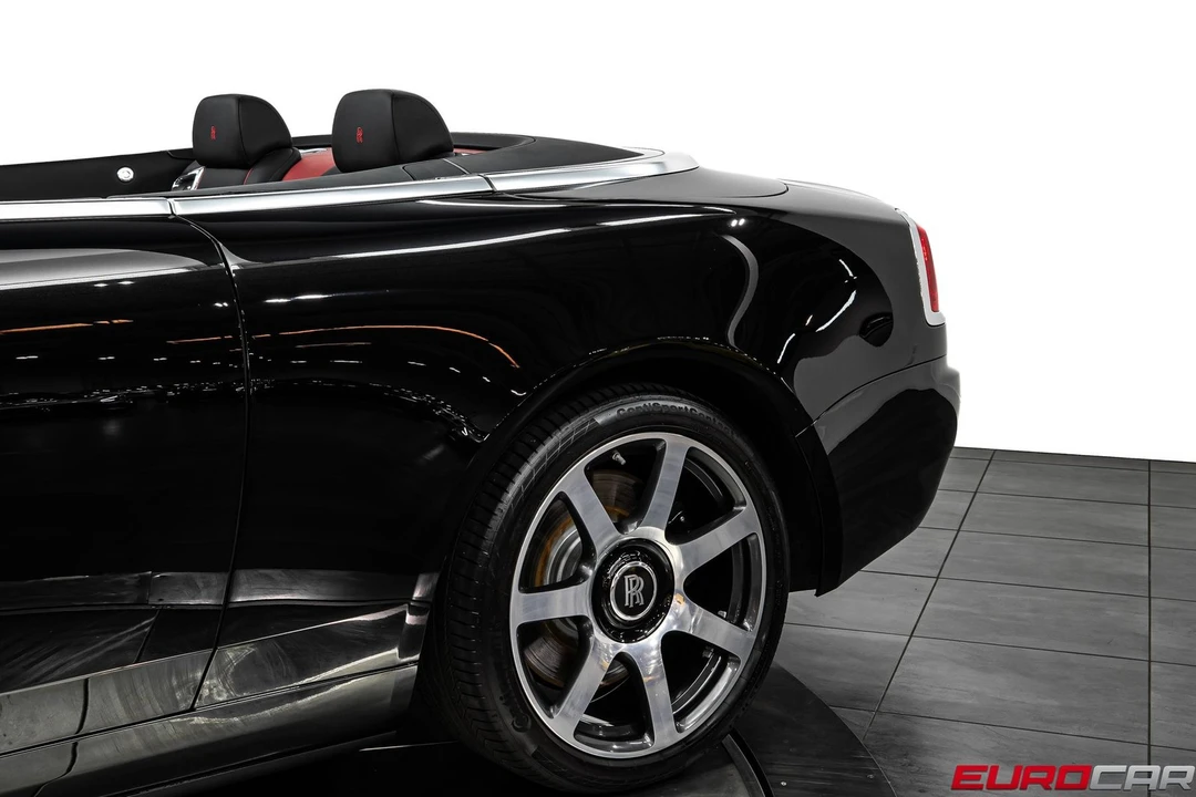 2017 Rolls-Royce Dawn - Image 17 of 31