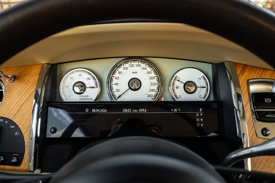 2017 Rolls-Royce Dawn - Image 13 of 17