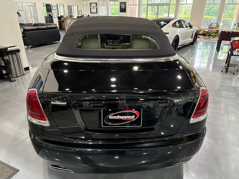 2017 Rolls-Royce Dawn - Image 6 of 12