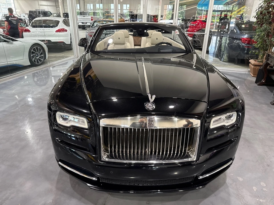 2017 Rolls-Royce Dawn - Image 2 of 21