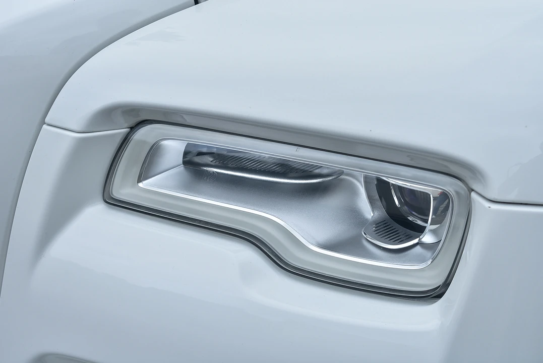 2017 Rolls-Royce Dawn - Image 17 of 31