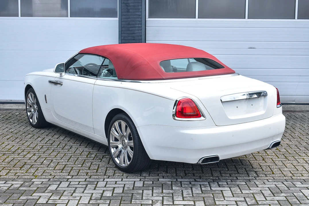 2017 Rolls-Royce Dawn - Image 11 of 31
