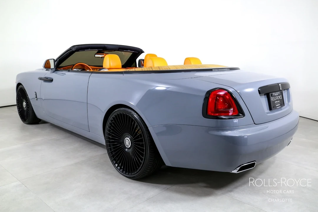 2017 Rolls-Royce Dawn - Image 9 of 12