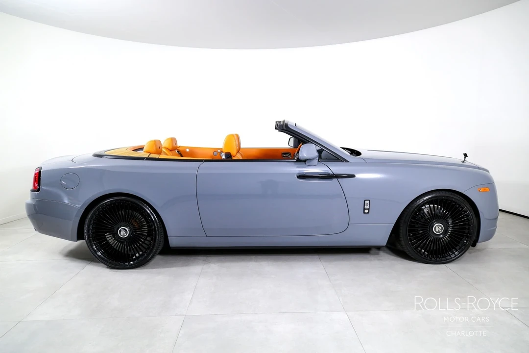 2017 Rolls-Royce Dawn - Image 11 of 12