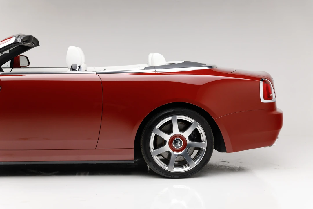 2017 Rolls-Royce Dawn - Image 24 of 31