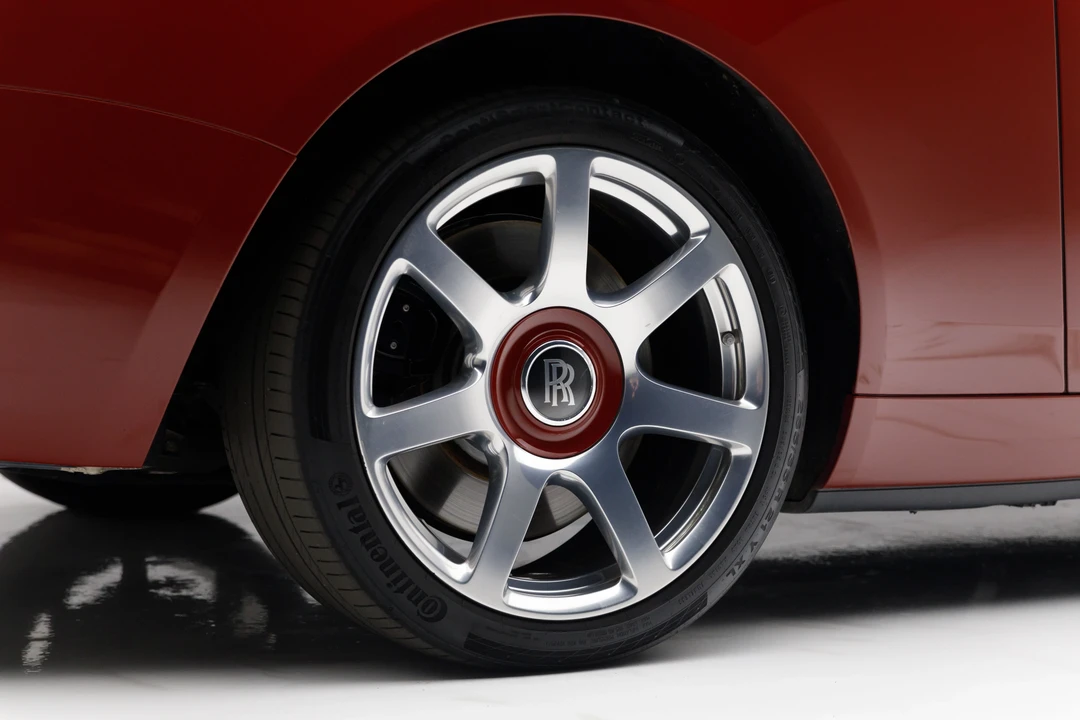 2017 Rolls-Royce Dawn - Image 15 of 31