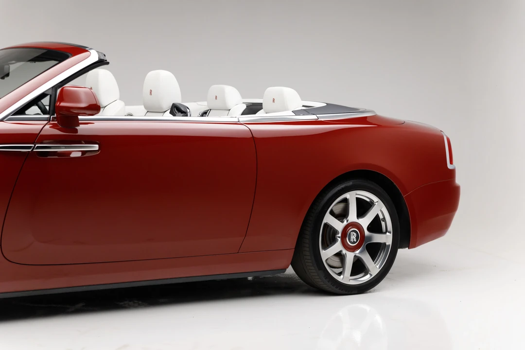 2017 Rolls-Royce Dawn - Image 22 of 31