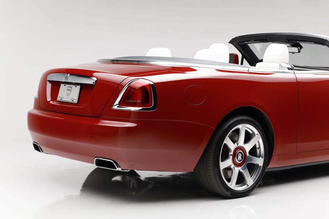2017 Rolls-Royce Dawn - Image 28 of 31