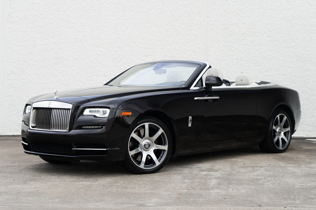 2017 Rolls-Royce Dawn - Image 2 of 21