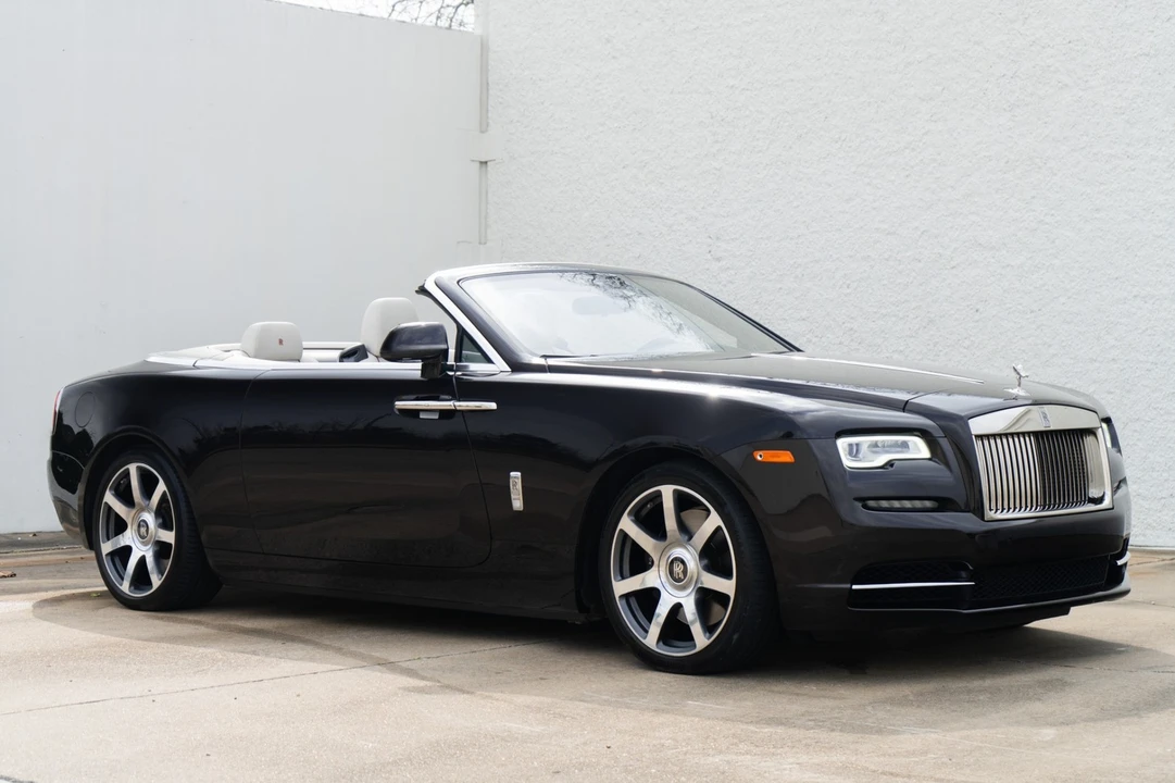 2017 Rolls-Royce Dawn - Image 8 of 21