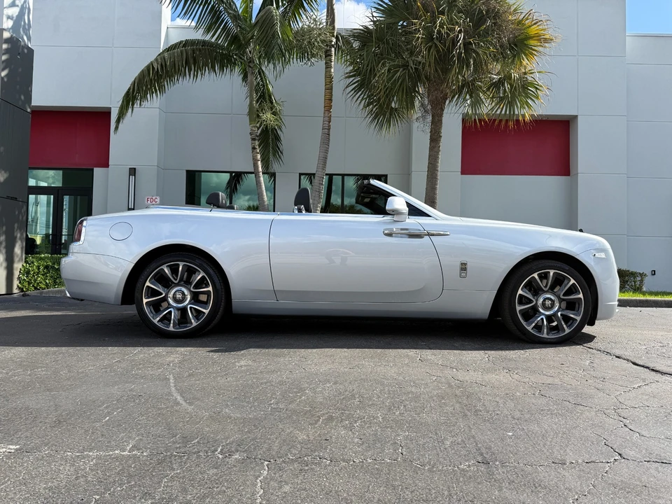 2017 Rolls-Royce Dawn - Image 3 of 21