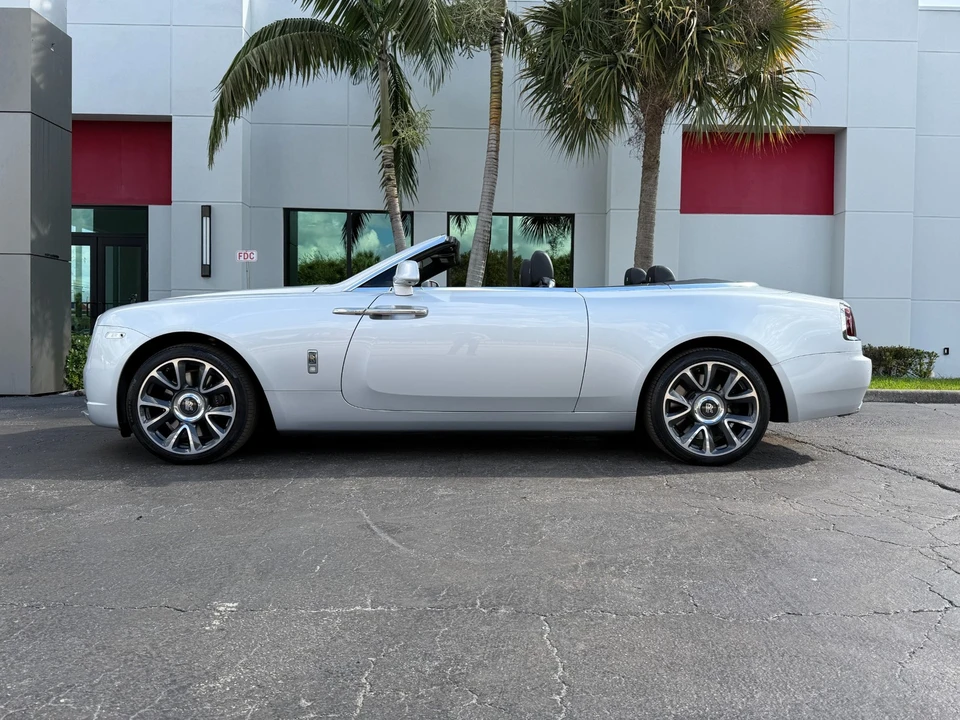 2017 Rolls-Royce Dawn - Image 14 of 21
