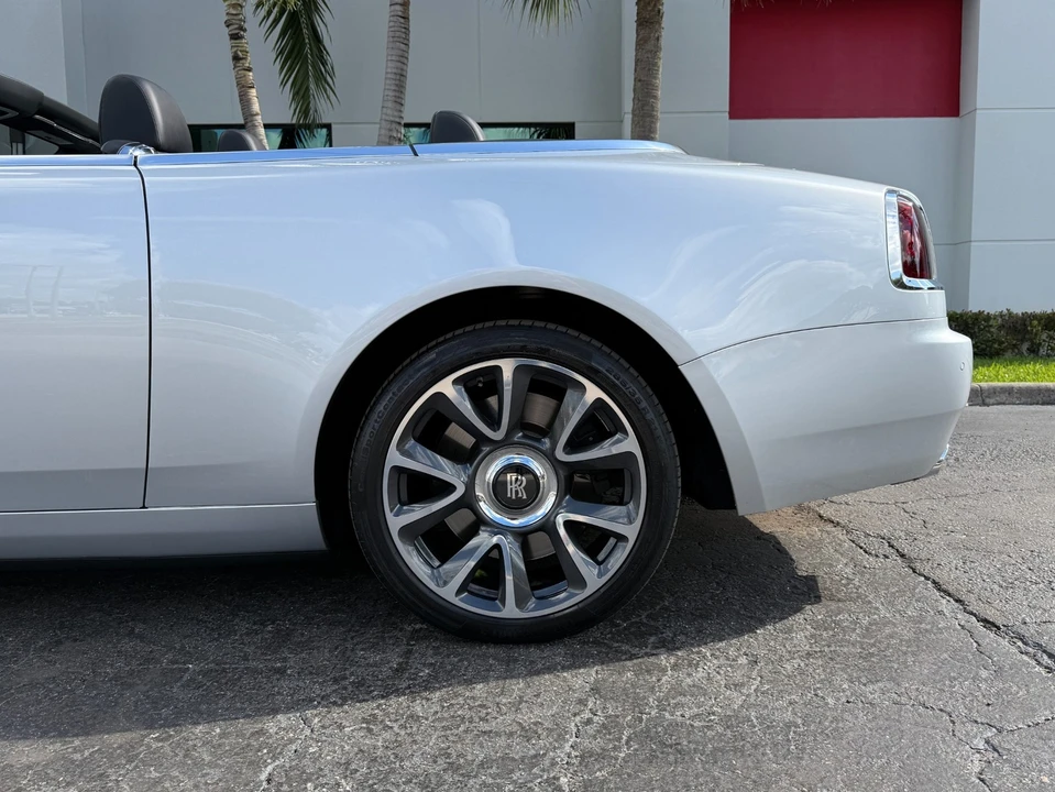 2017 Rolls-Royce Dawn - Image 17 of 21
