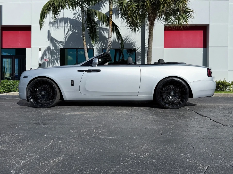 2017 Rolls-Royce Dawn - Image 4 of 21