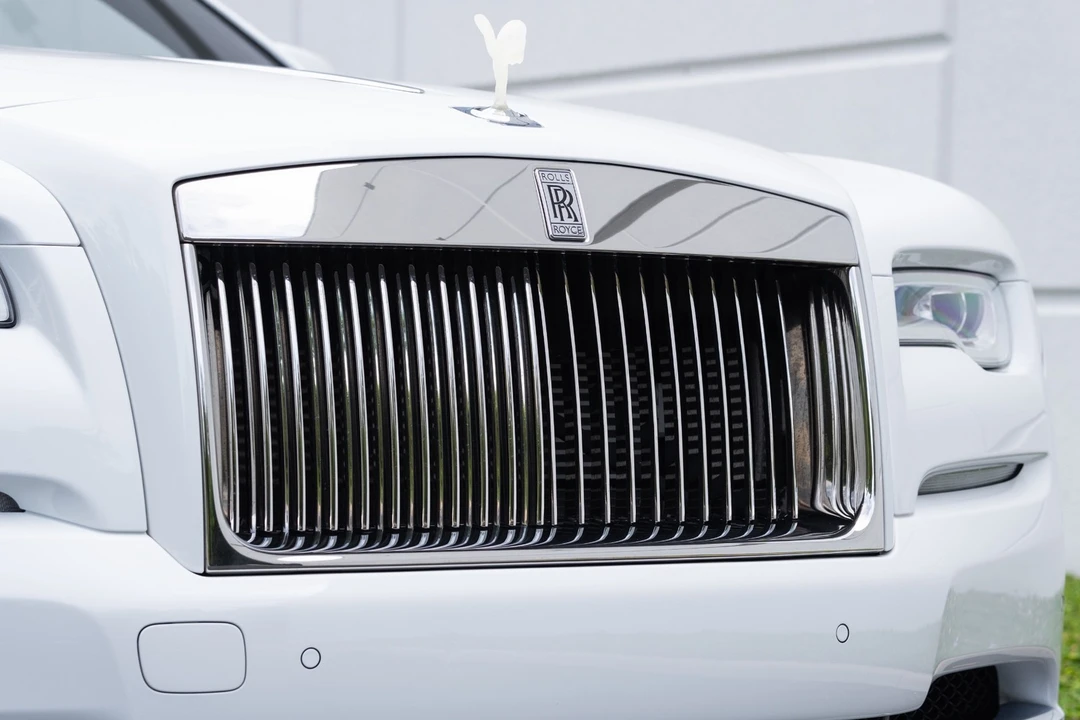 2017 Rolls-Royce Dawn - Image 15 of 31