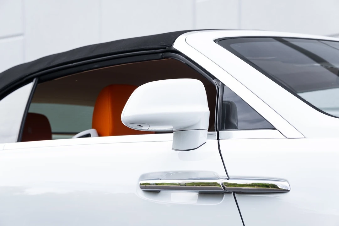 2017 Rolls-Royce Dawn - Image 11 of 31