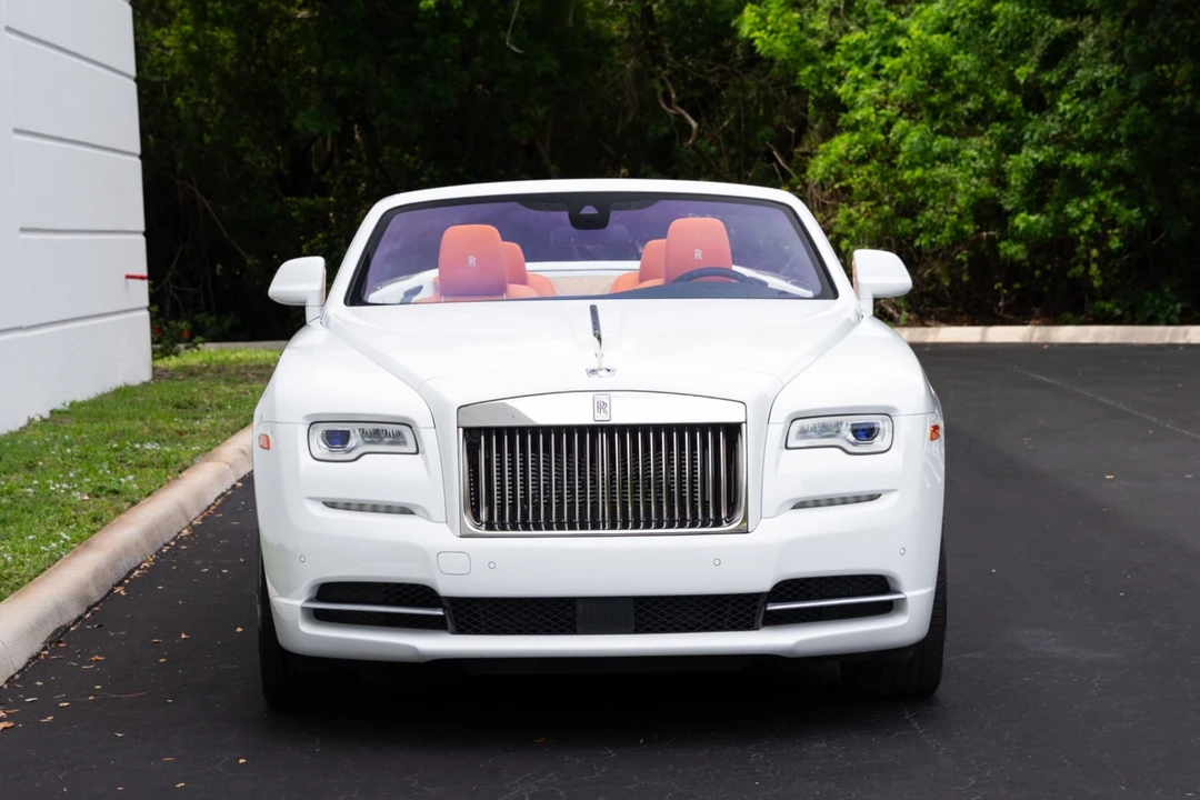 2017 Rolls-Royce Dawn - Image 25 of 31