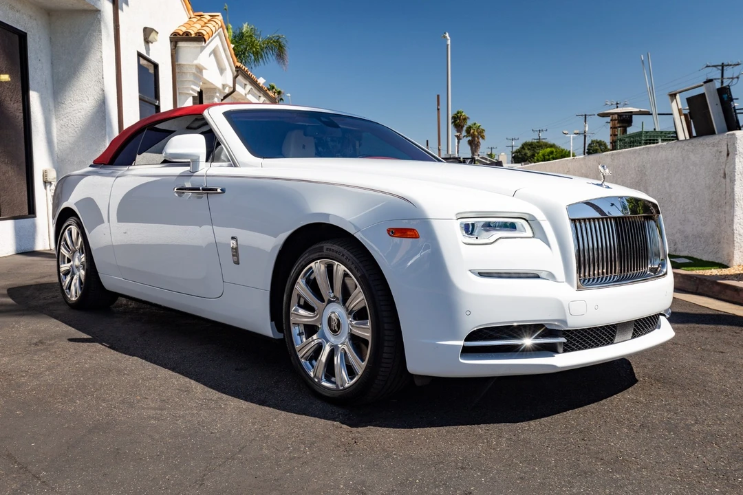2017 Rolls-Royce Dawn - Image 15 of 21