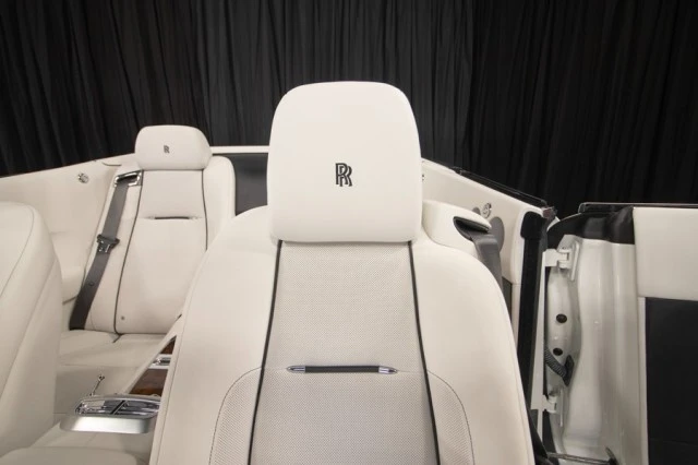 2017 Rolls-Royce Dawn - Image 4 of 21