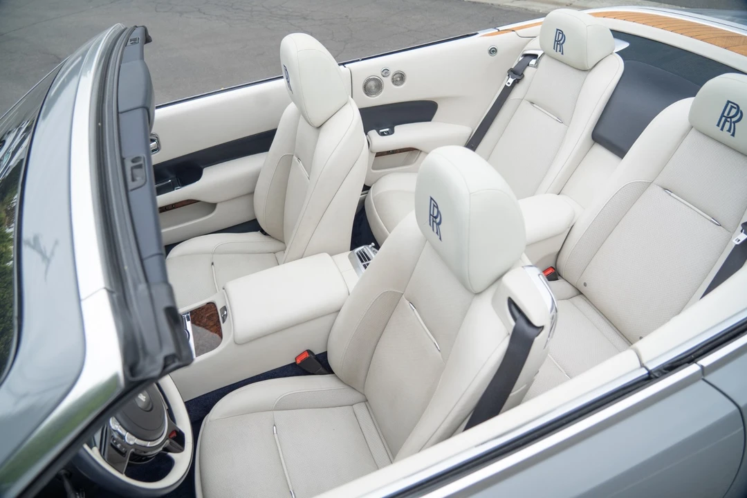 2017 Rolls-Royce Dawn - Image 6 of 12