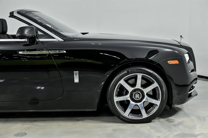 2017 Rolls-Royce Dawn - Image 15 of 31
