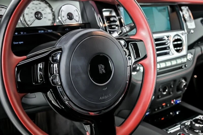 2017 Rolls-Royce Dawn - Image 28 of 31