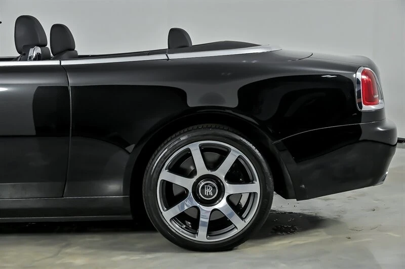 2017 Rolls-Royce Dawn - Image 9 of 31