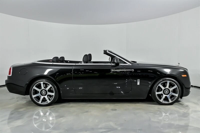 2017 Rolls-Royce Dawn - Image 14 of 31