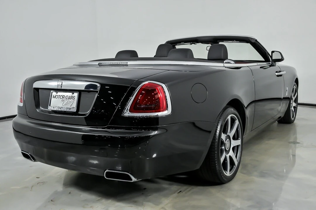 2017 Rolls-Royce Dawn - Image 12 of 31