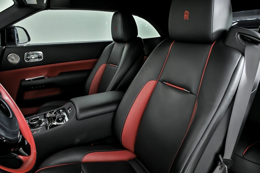 2017 Rolls-Royce Dawn - Image 26 of 31