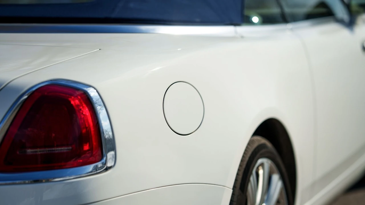 2017 Rolls-Royce Dawn - Image 20 of 31