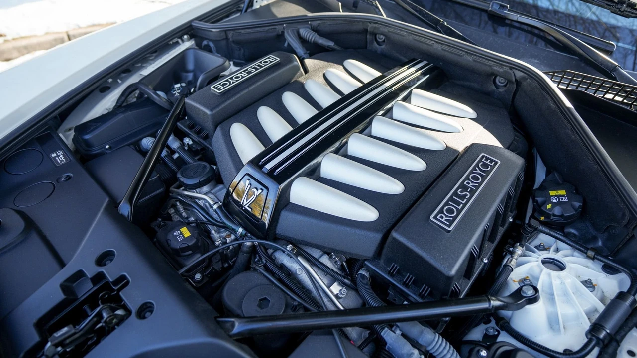 2017 Rolls-Royce Dawn - Image 9 of 31