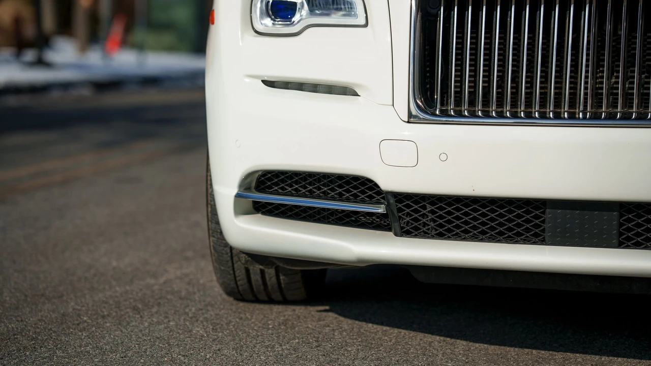 2017 Rolls-Royce Dawn - Image 27 of 31