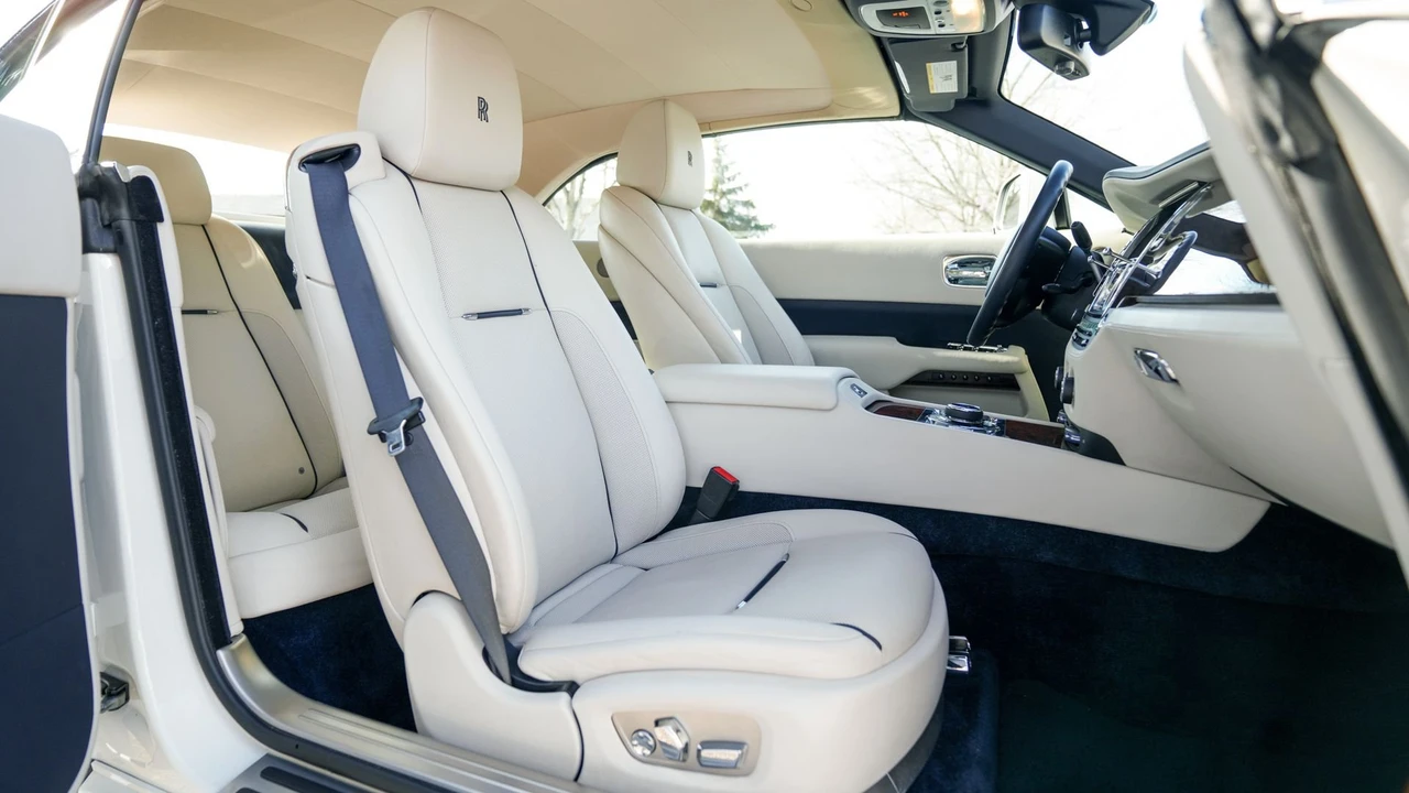 2017 Rolls-Royce Dawn - Image 5 of 31