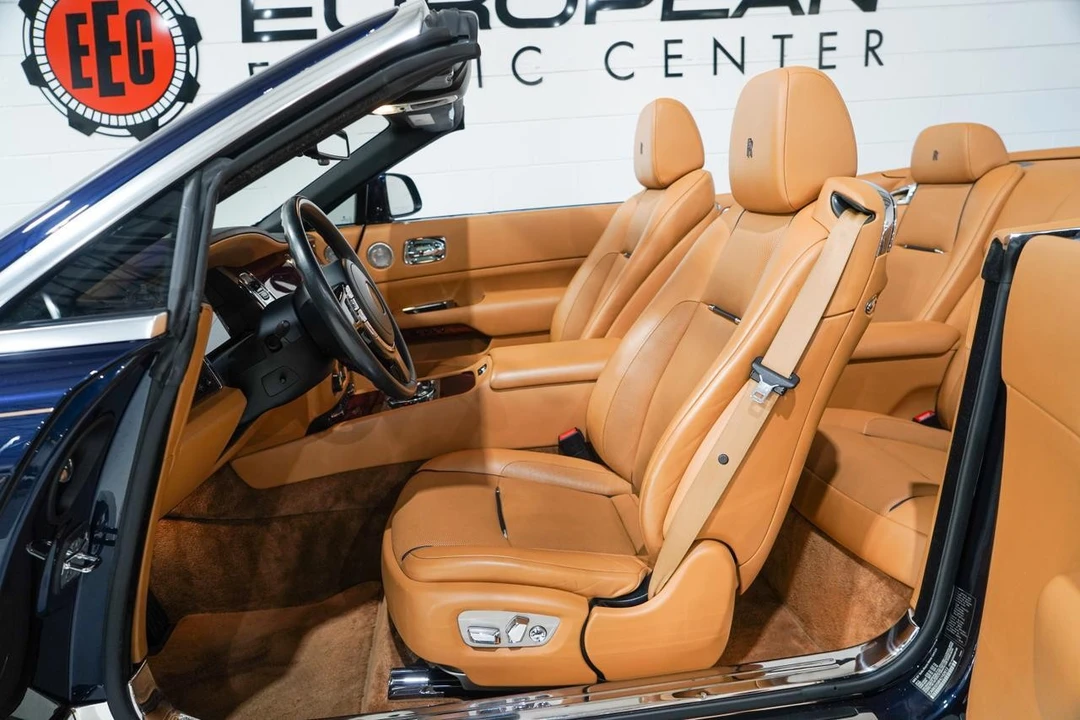 2017 Rolls-Royce Dawn - Image 9 of 21
