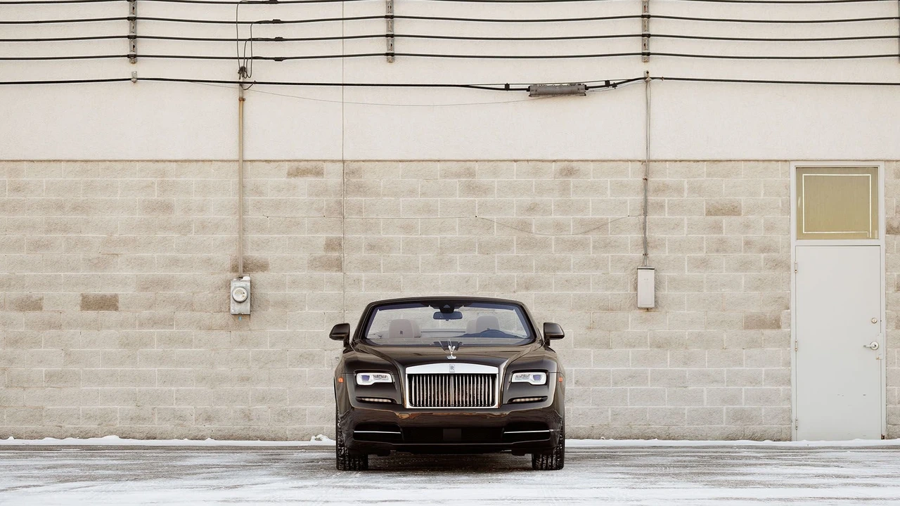2017 Rolls-Royce Dawn - Image 13 of 31