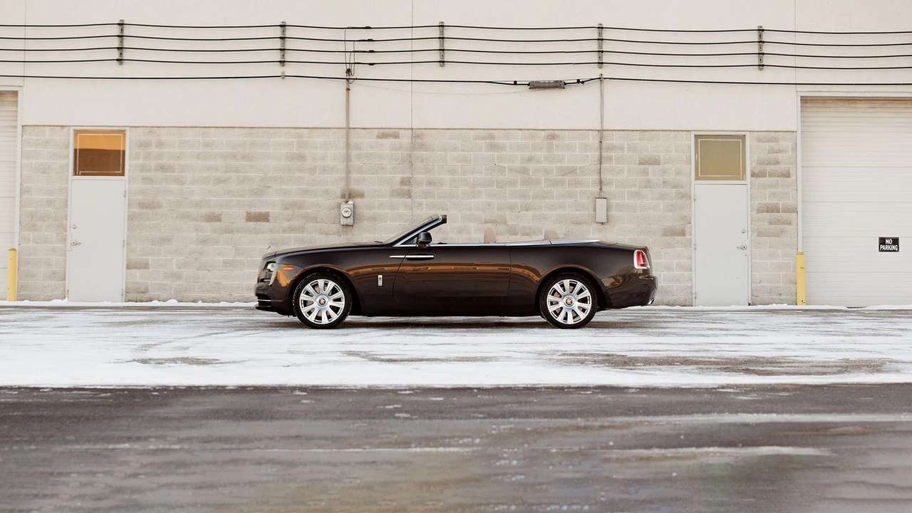 2017 Rolls-Royce Dawn - Image 20 of 31