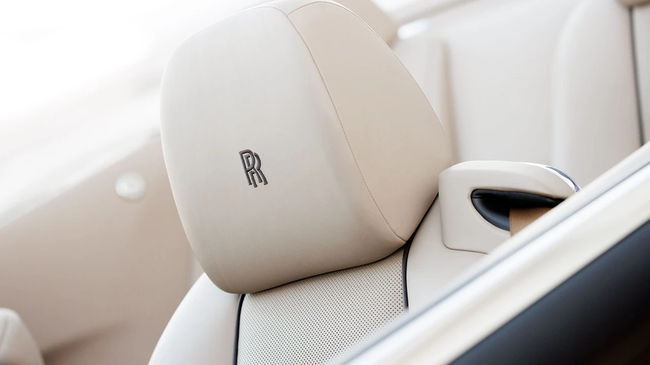 2017 Rolls-Royce Dawn - Image 30 of 31