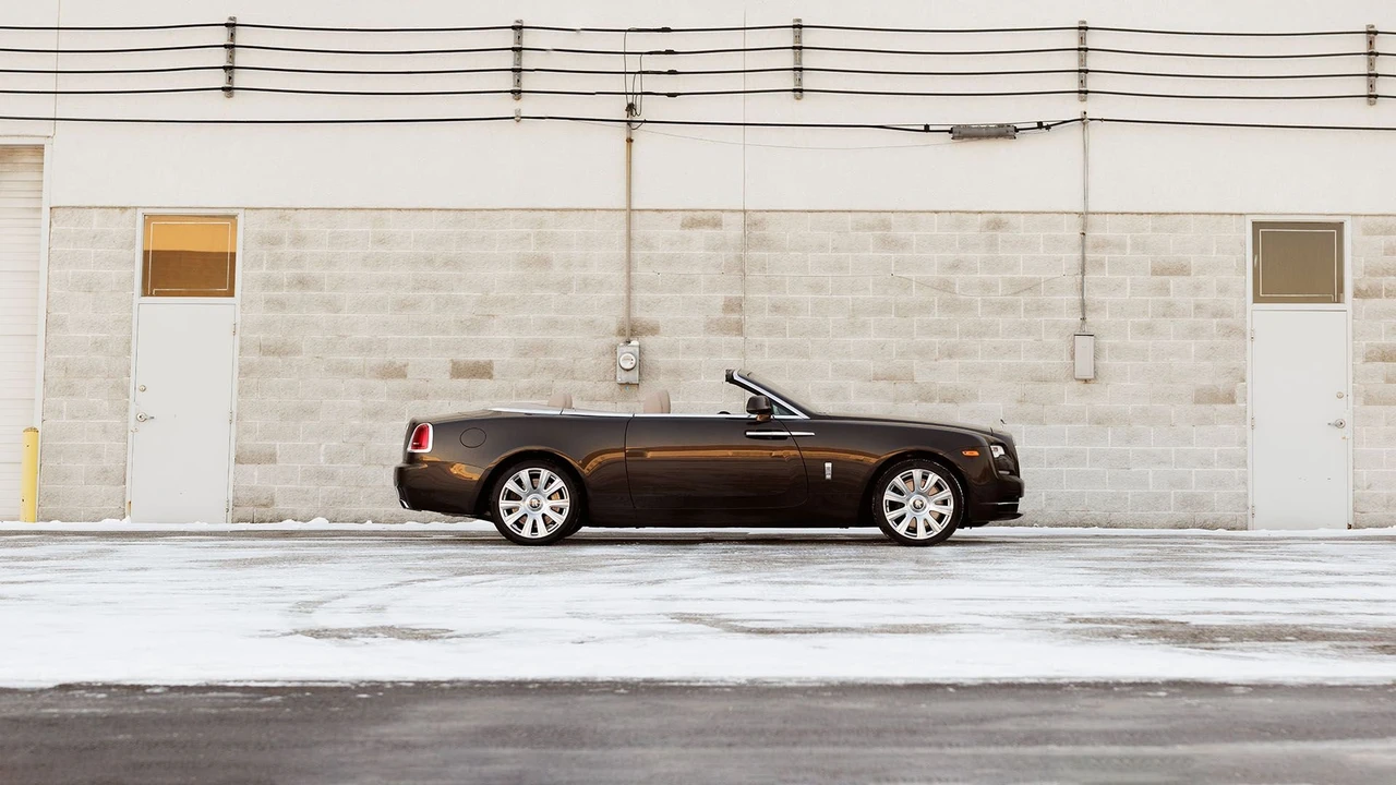2017 Rolls-Royce Dawn - Image 22 of 31