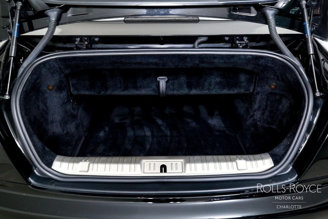 2017 Rolls-Royce Dawn - Image 21 of 31